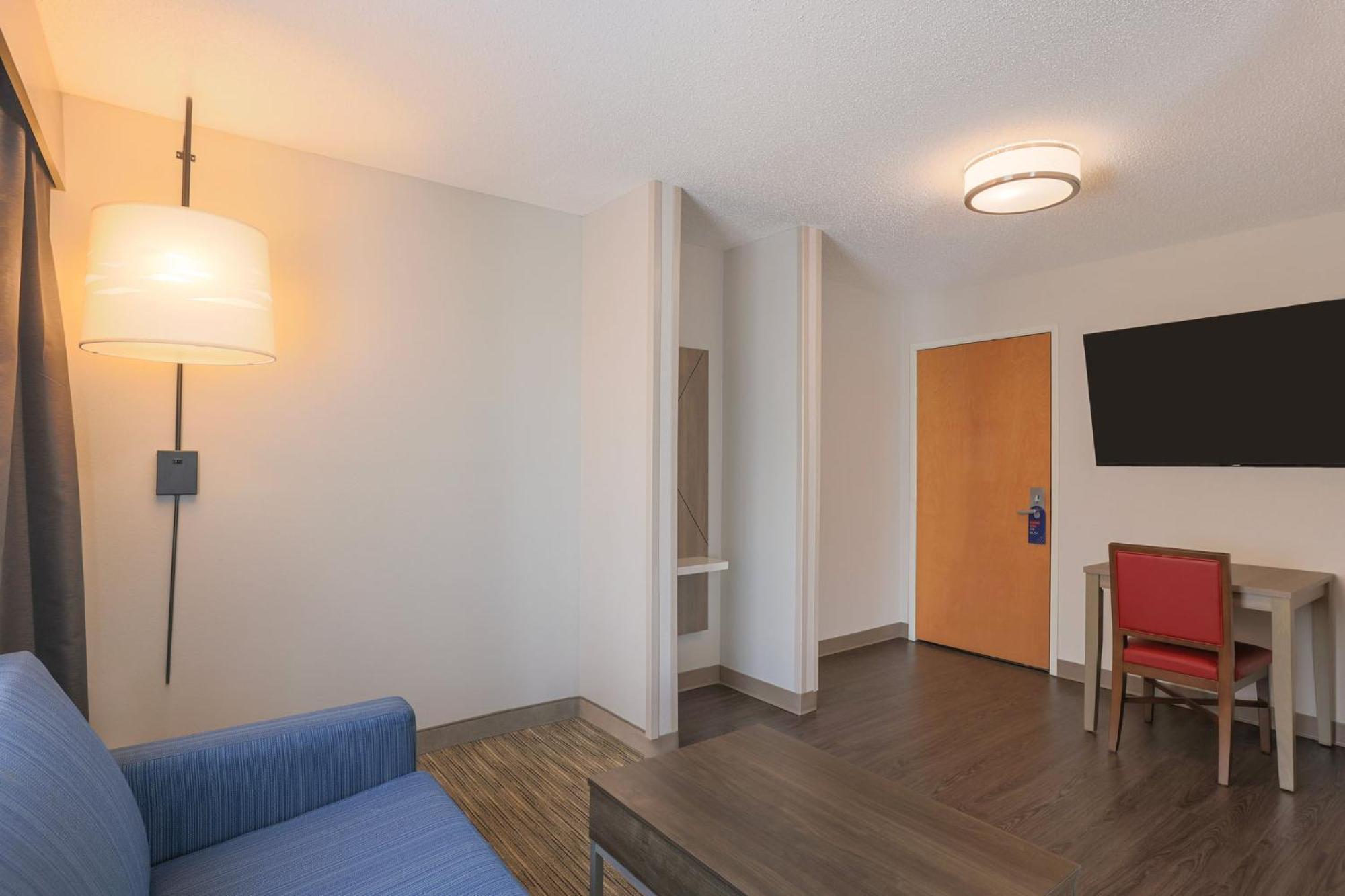 Holiday Inn Express Hotel & Suites Raleigh North - Wake Forest By Ihg Kültér fotó